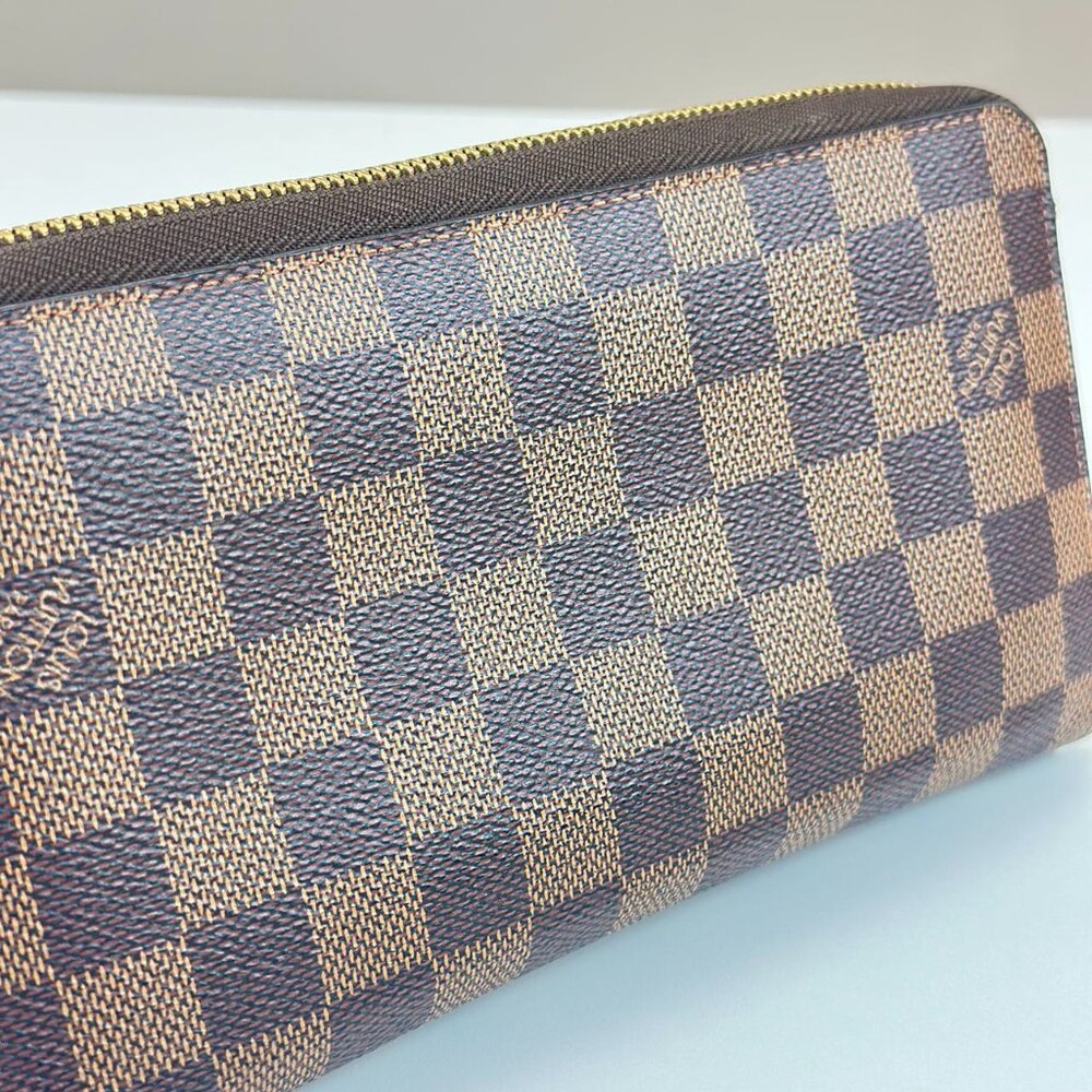 Louis Vuitton Damier Ebene Wallet - Picture 7 of 9